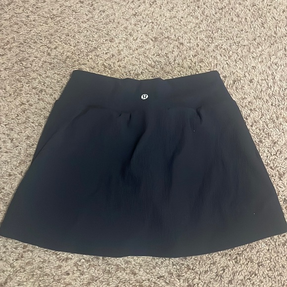 SOLD‼️‼️‼️size 4 lululemon tennis skirt - Picture 1 of 3